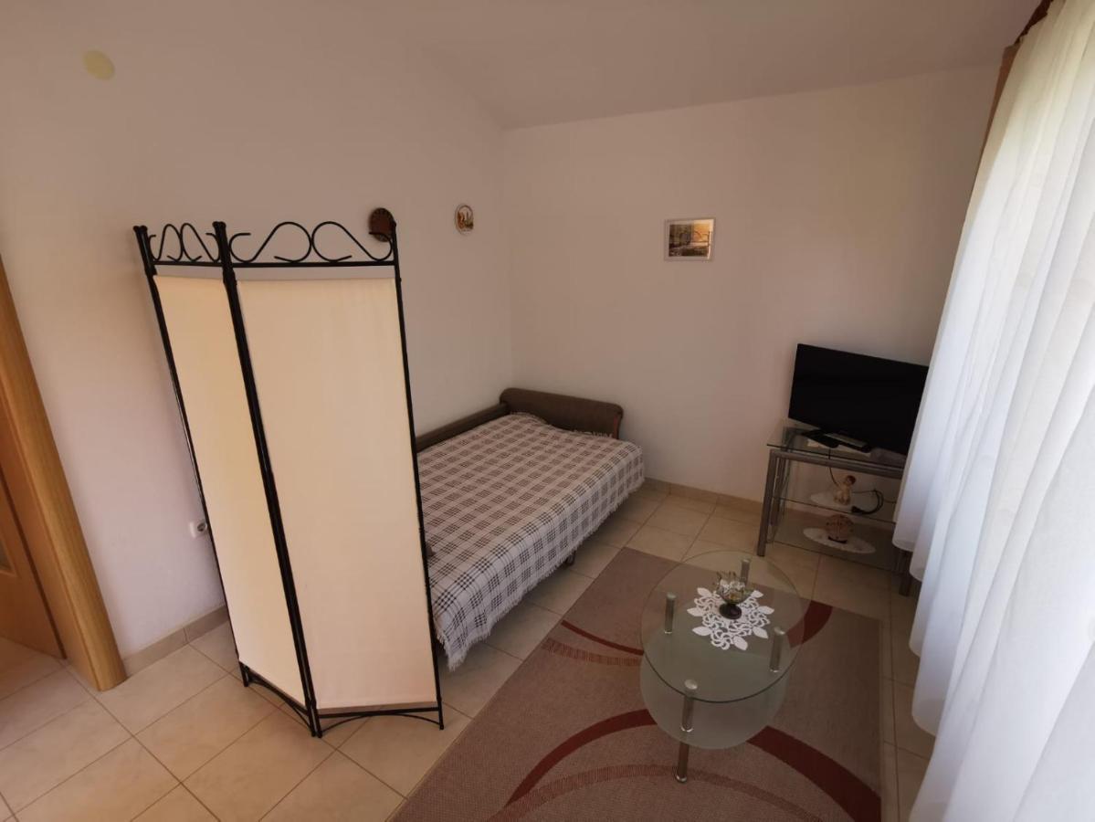 Apartman Zora Podstrana Exteriör bild